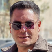 میلاد نادری